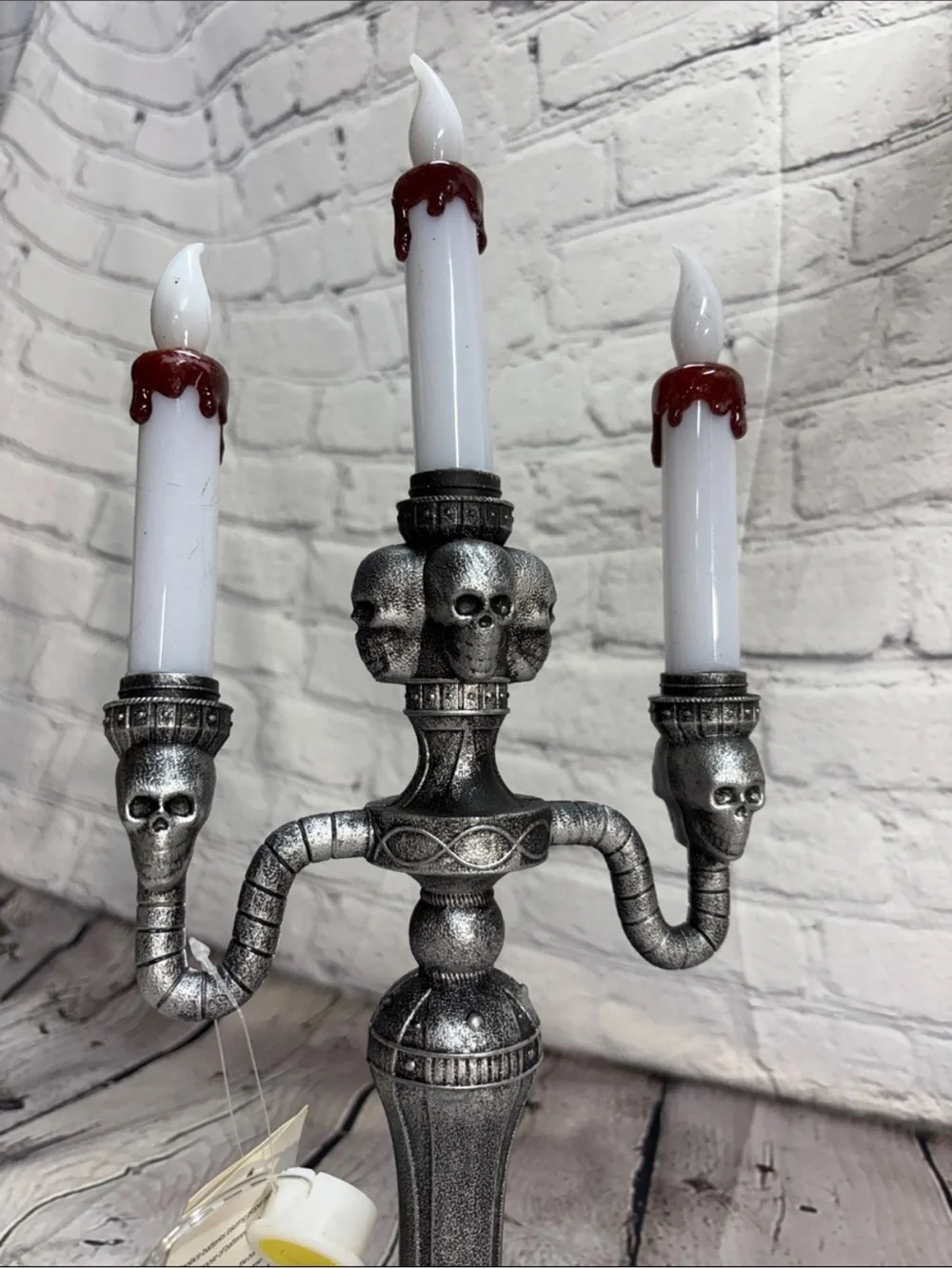 Skull and dripping blood candelabra Three-Arm Candle Holder lights up new
